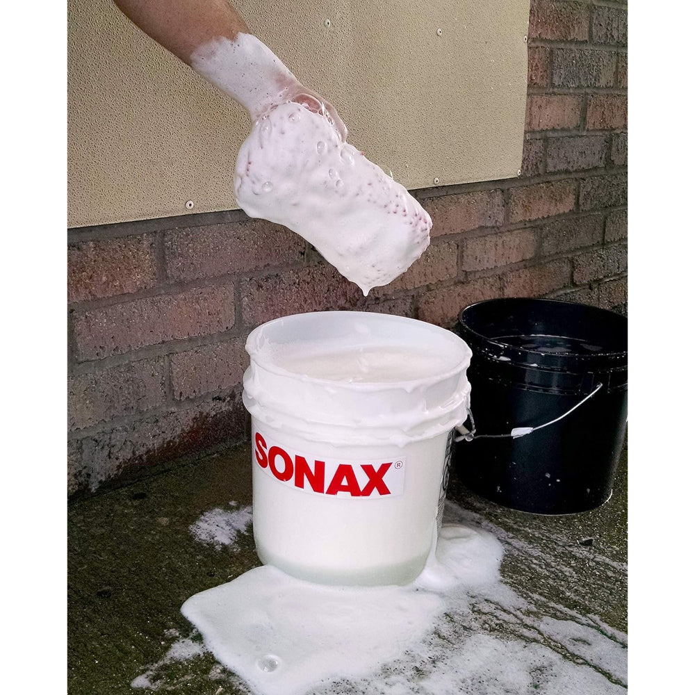 SONAX 314300-755 CAR WASH SHAMPOO CONCENTRATE, 33.8 FL. OZ.